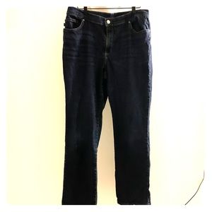 Lee’s straight leg jeans